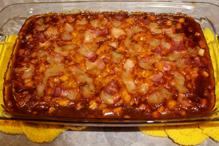 Easy KC Masterpiece Tart Apple Baked Beans - Completed